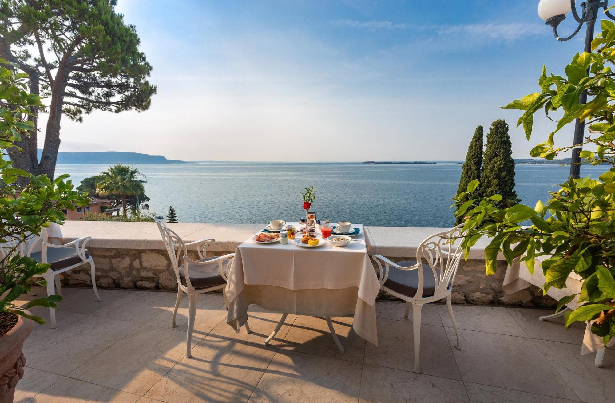 Hotel Villa Florida & Suite Apartments Gardone Riviera Exterior foto